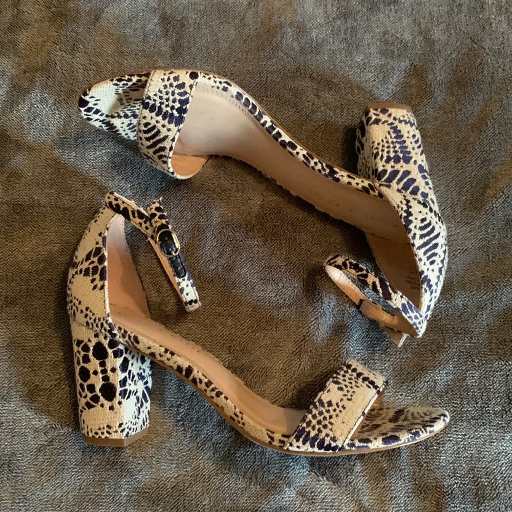 Kelly and Katie Hailee Heels